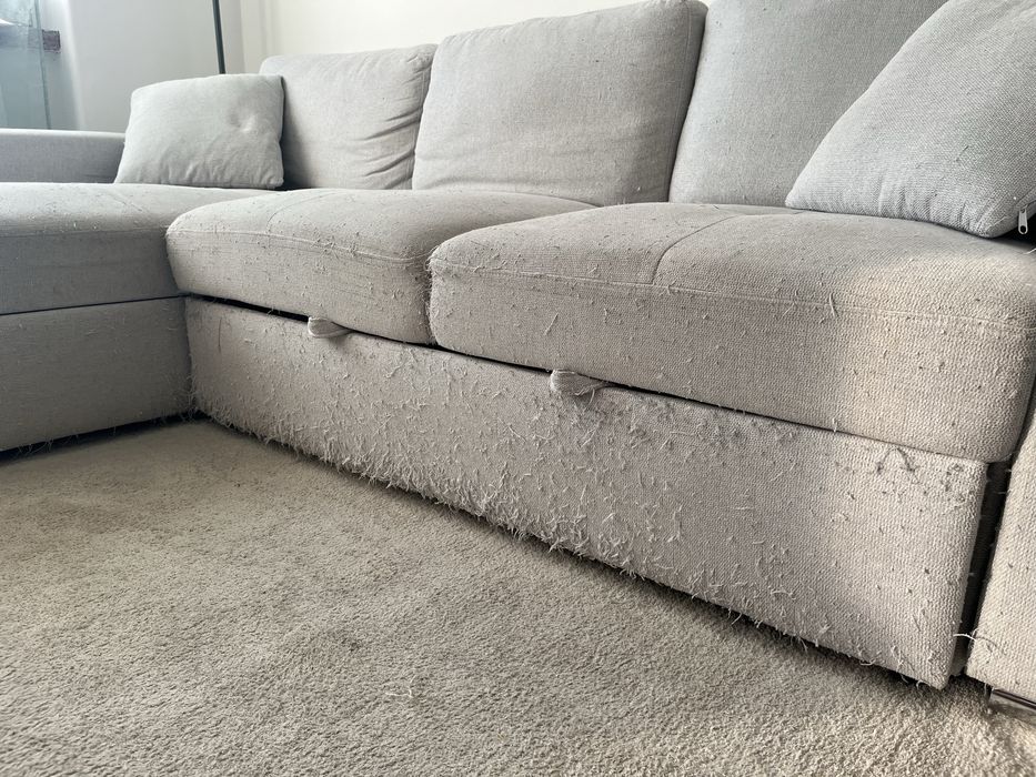 Sofá cama com chaise longue