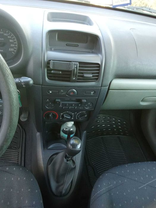 Renault clio 2002