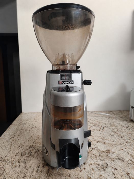 Moinho Café Casadio + Panela Elétrica
