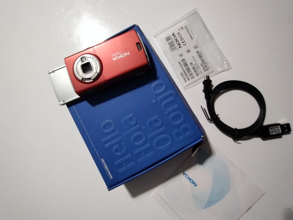 Stary telefon Nokia N95 Box