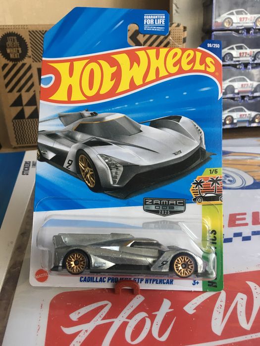 Hot wheels red edition,zamac,premium