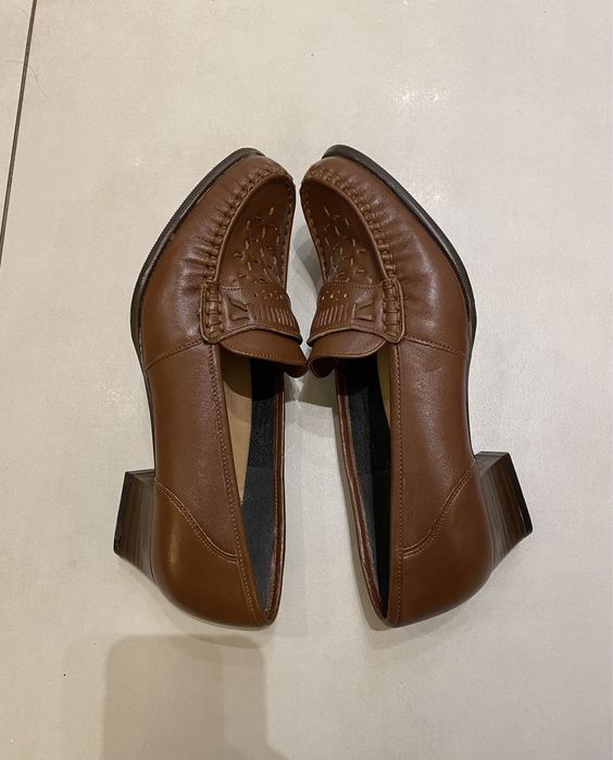 Buty vintage włoskie Rafaella Venturini Italy r. 40