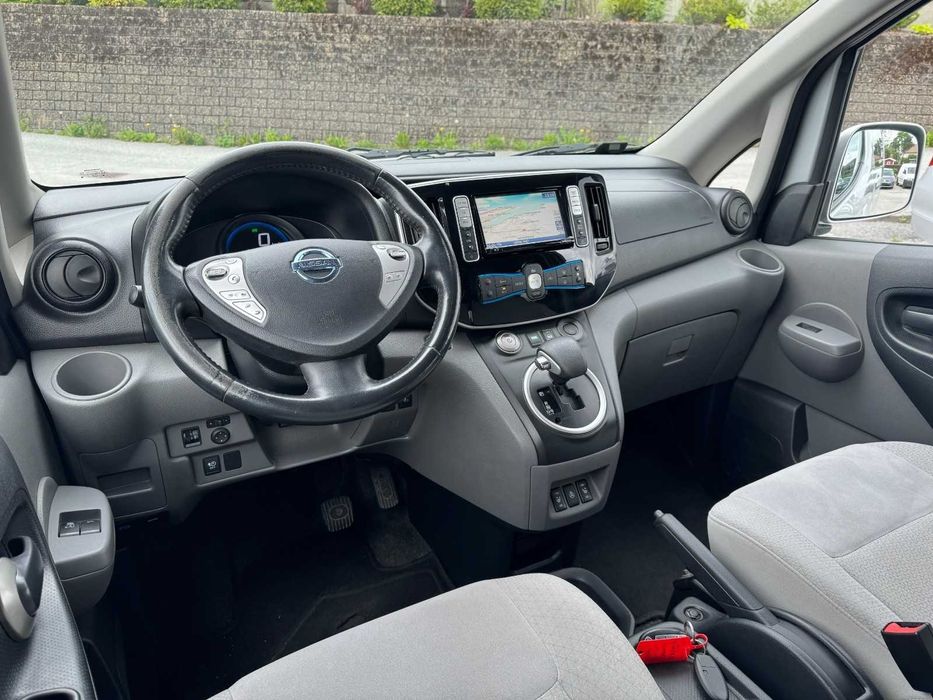 2015 Nissan e-NV200 пасажир 5 місць з Норвегії