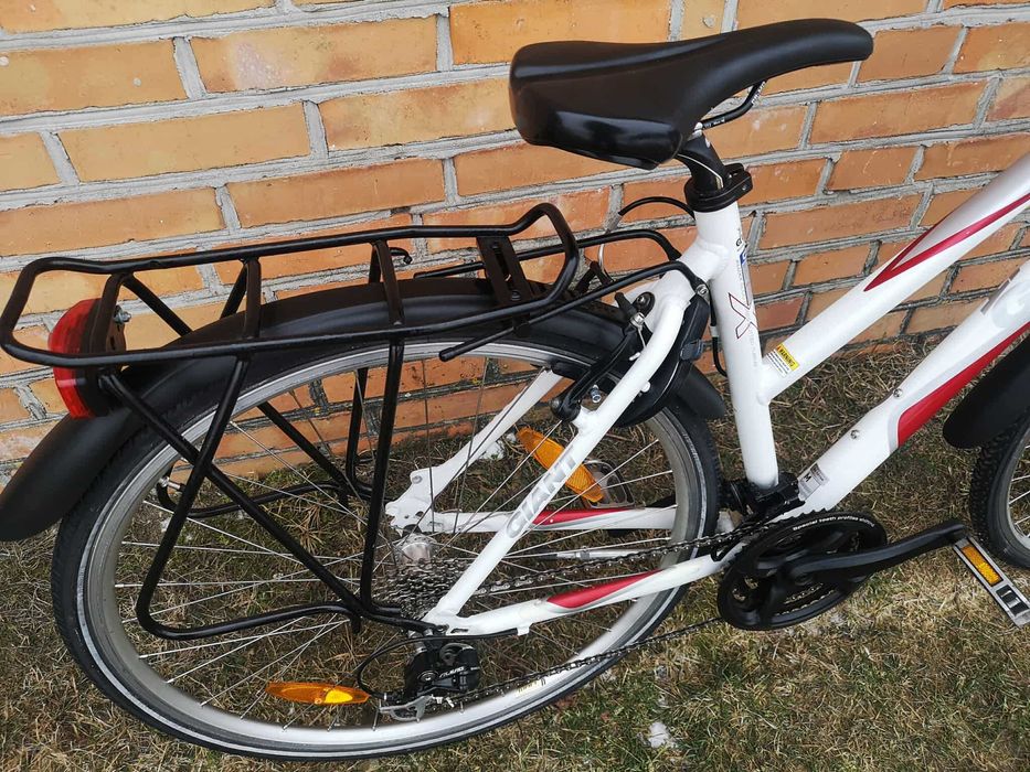 Rower damski trekkingowy  holenderski GIANT