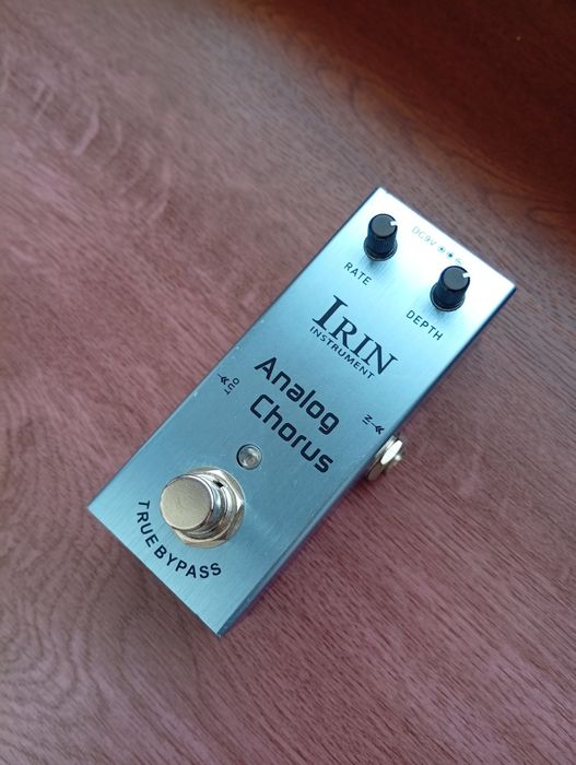 Analog Chorus efekt gitarowy,basowy ,gitara basowa, skrzypce