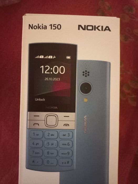 Новий телефон в коробцi, повна комплектацiя
Без дефектiв. Дуже легкий