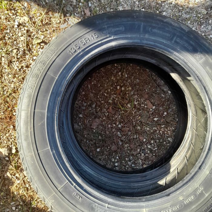 Pneus michelin 135sr15