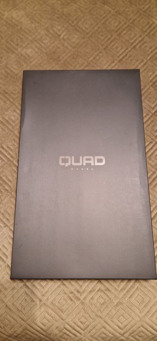 Vendo raquete de padel QUAD WOLF nova