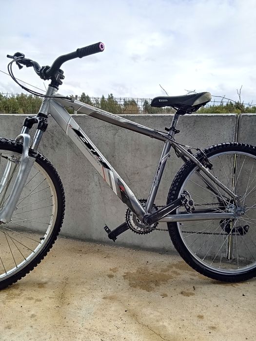 Bicicleta de dirt jump