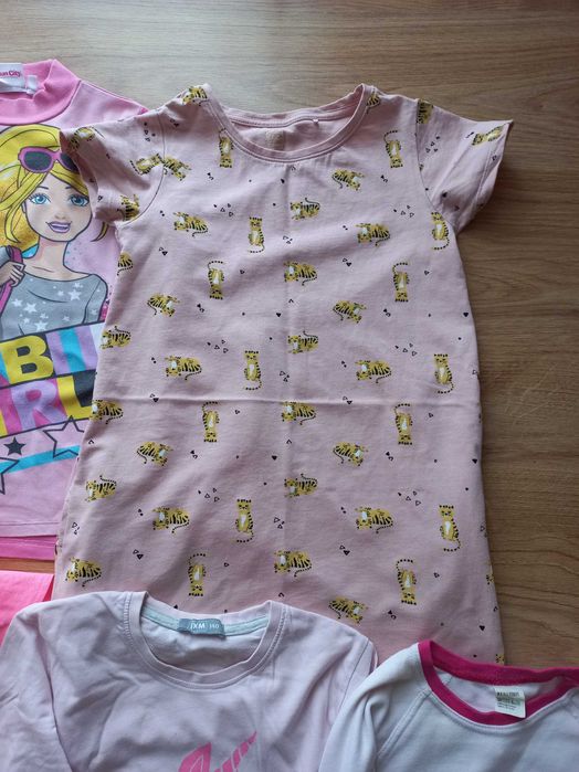 Zestaw ubrań dla dziewczynki 140