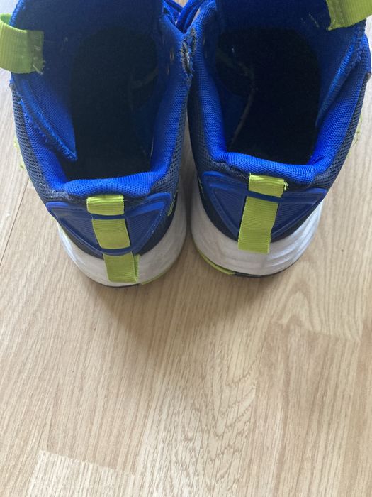 Buty sportowe Adidas koszykowka/pilka reczna rozmiar 38 2/3