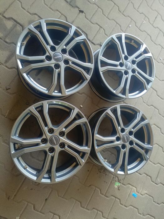 Felgi aluminiowe Toyota Lexus Suzuki  et45 5x114,3 7,5jx17