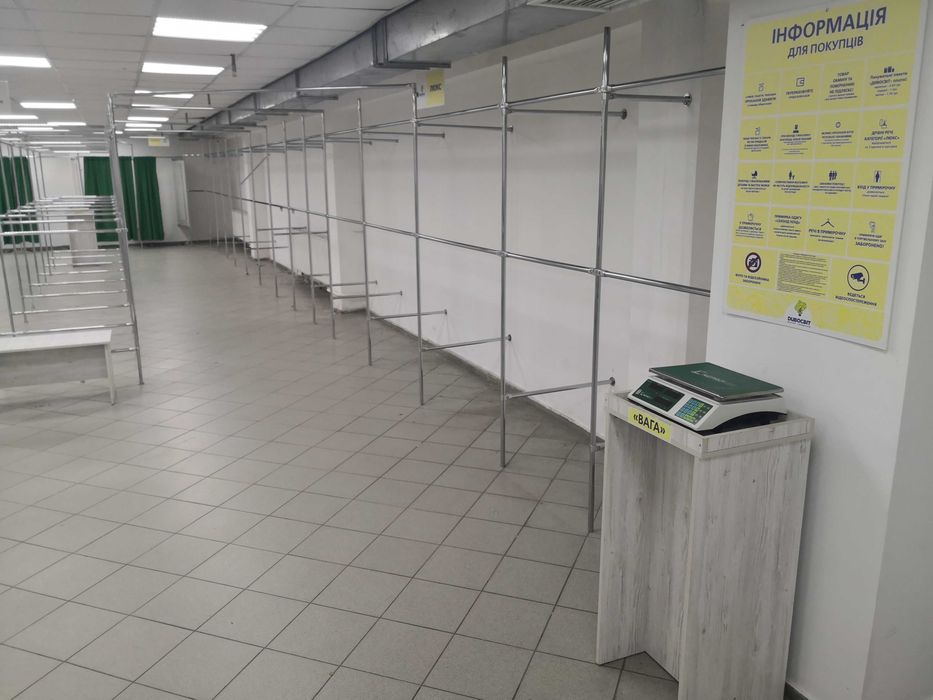 Чернігів, вул. 1-го Травня, 163, цоколь 332 м2