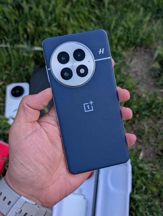 OnePlus 13 (16/512 Global 2физ сим+есим Убийца флагманов Камерафон)