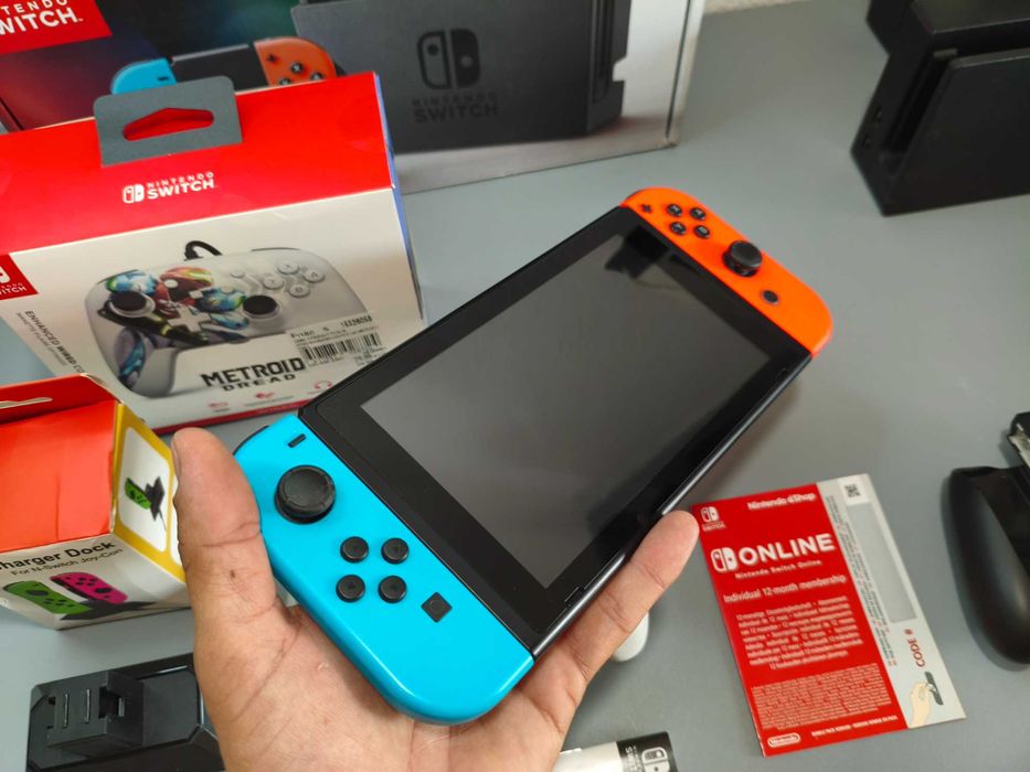 Nintendo Switch (Pack completo)