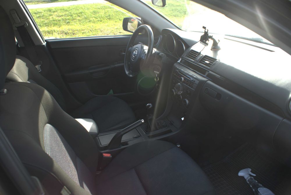 Mazda 3 ekonomiczny 1.6 diesel z 2006r. Polecam