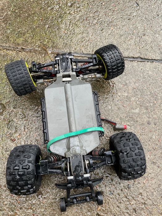 Rc HYPER 1/16 szybki!!!