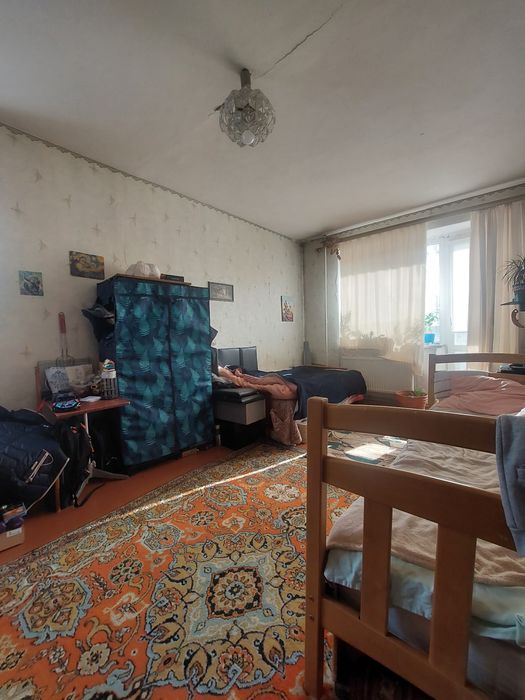 Продам 2к квартиру на Жадова з агв