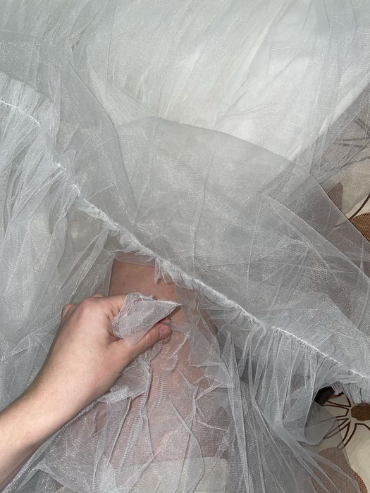 Продам весільну сукню