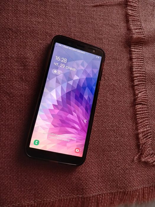 Телефон Samsung Galaxy j6 (2018рік).