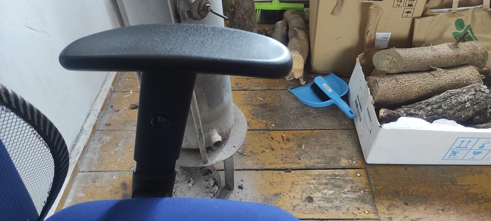 Fotele niebieskie biurowe