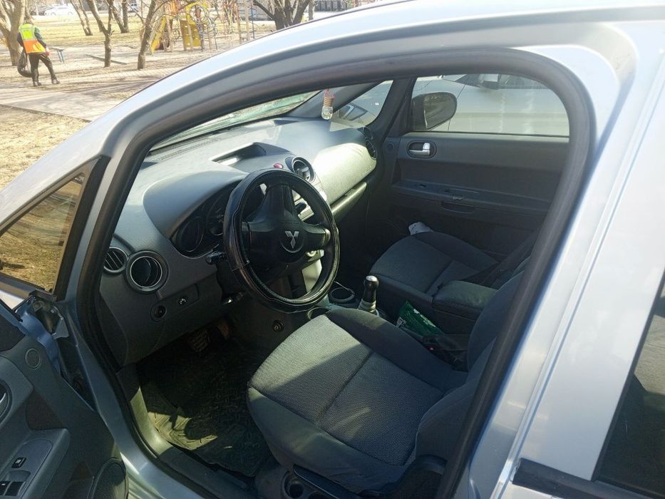 Автомобіль Mitsubishi Colt