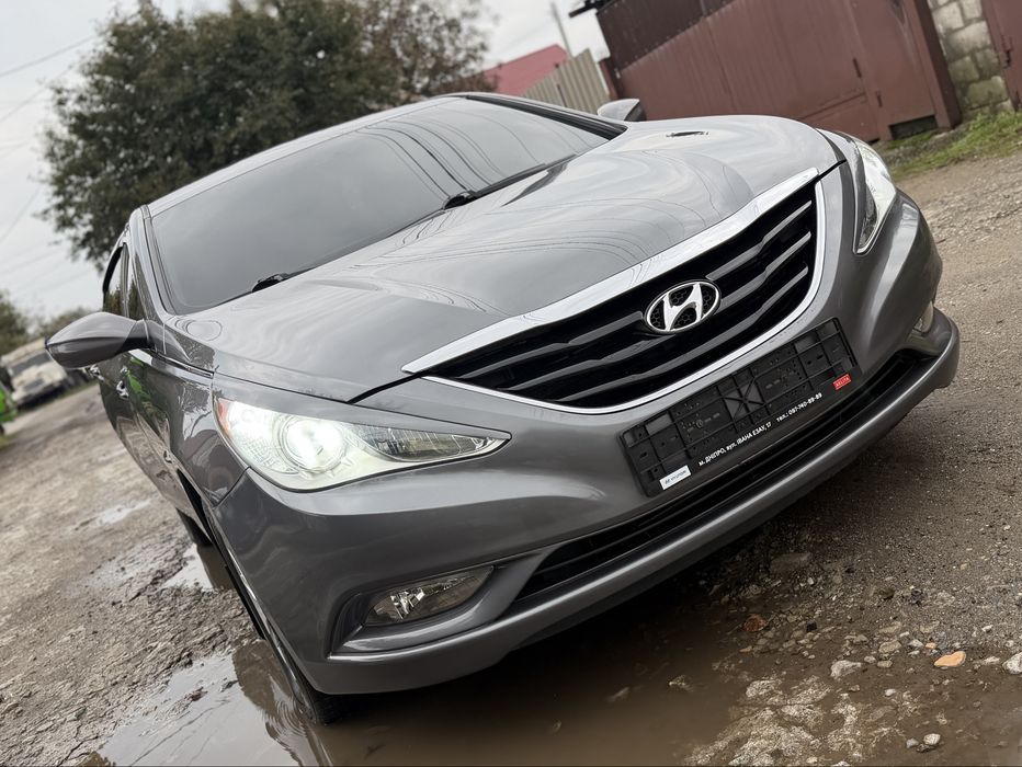 Hyundai sonata 2011