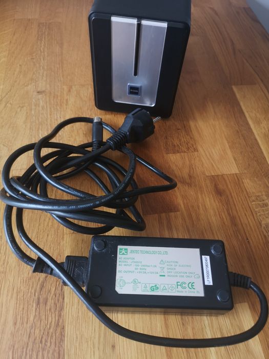 Serwer NAS D-Link DNS-323 (2-bay)