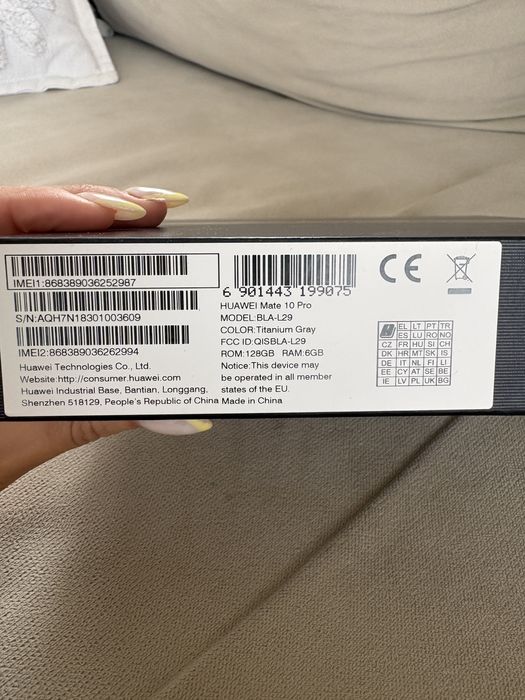 Telwfon Huawei Mate 10 Pro