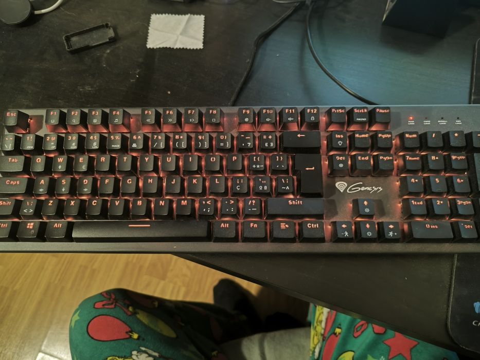 Teclado mecânico Thor 300