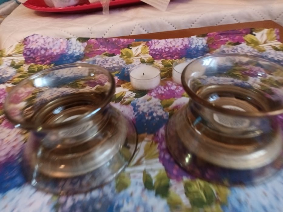 Dois suportes de velas