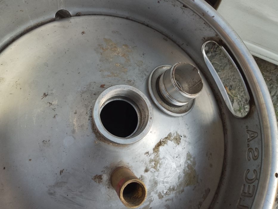 Keg pojemnik z piwa 50 litr.
