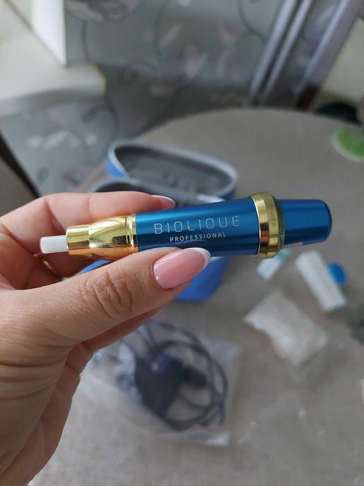 Продам машинку для перманентного макіяжу Biolique