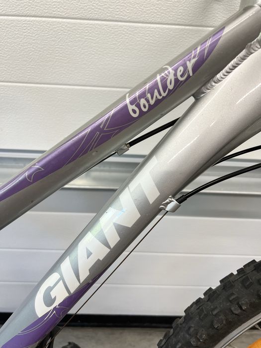 Rower Giant boulder