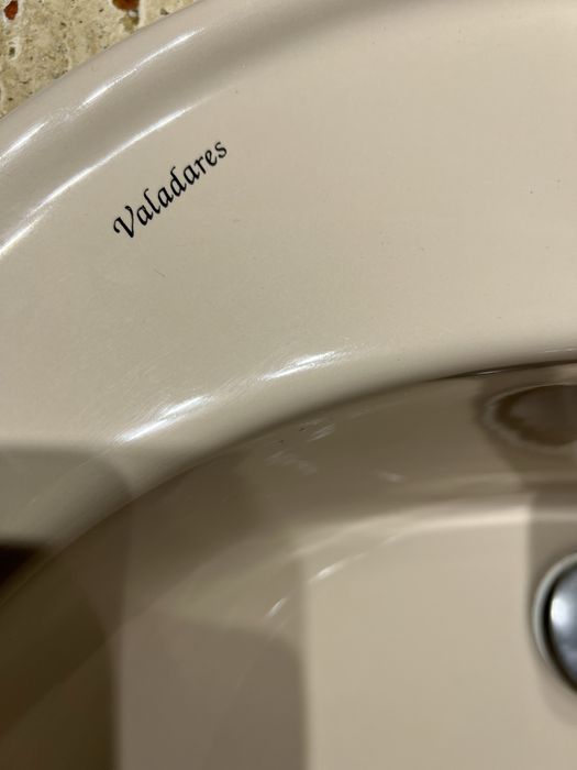 Pia lavatório Valaradares