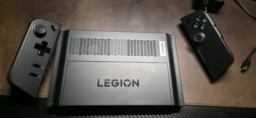 Lenovo Legion Go Z1 Extreme 16/512 GB – stan idealny + dodatki