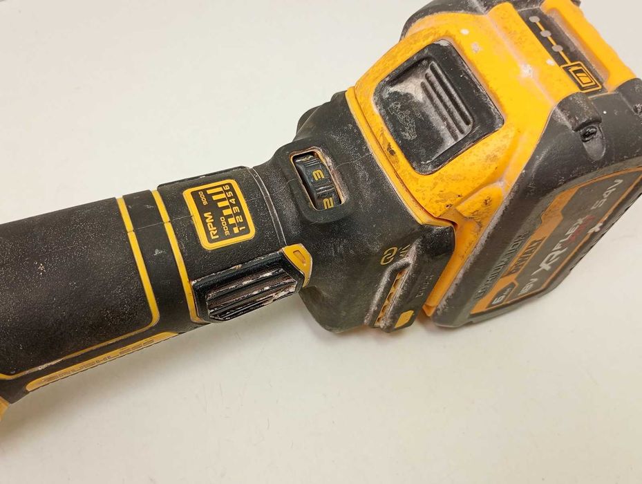 Dewalt 125MM 18V DCG409VSN akumulatorowa szlifierka kątowa