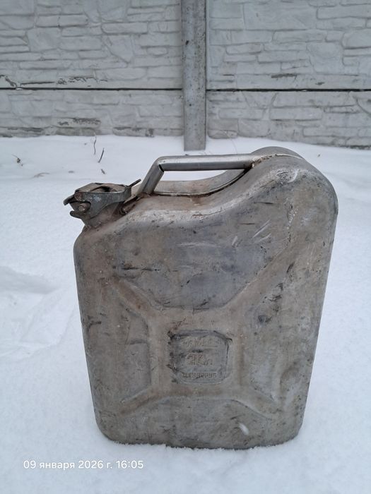 Канистра алюминиевая б/у 20л