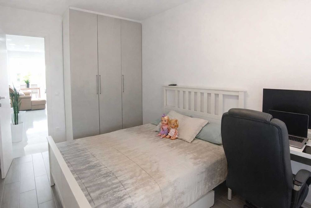 Apartamento T3 Renovado em Almada – Luz Natural e Conforto