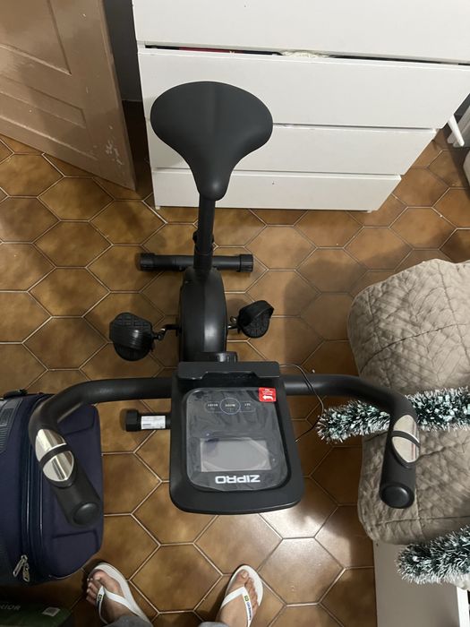 bicicleta estatica437518561990430720