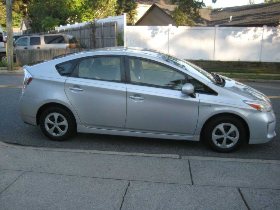 Toyota Prius      2013