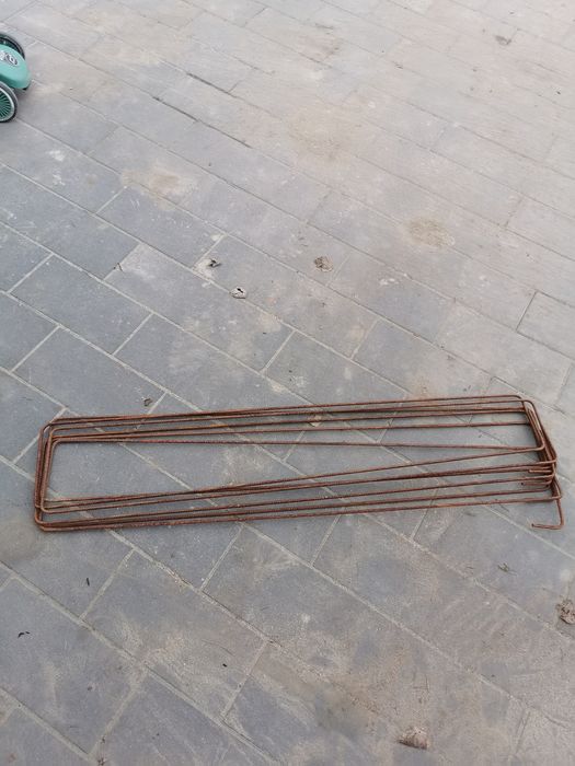 Strzemiona zbrojeniowe