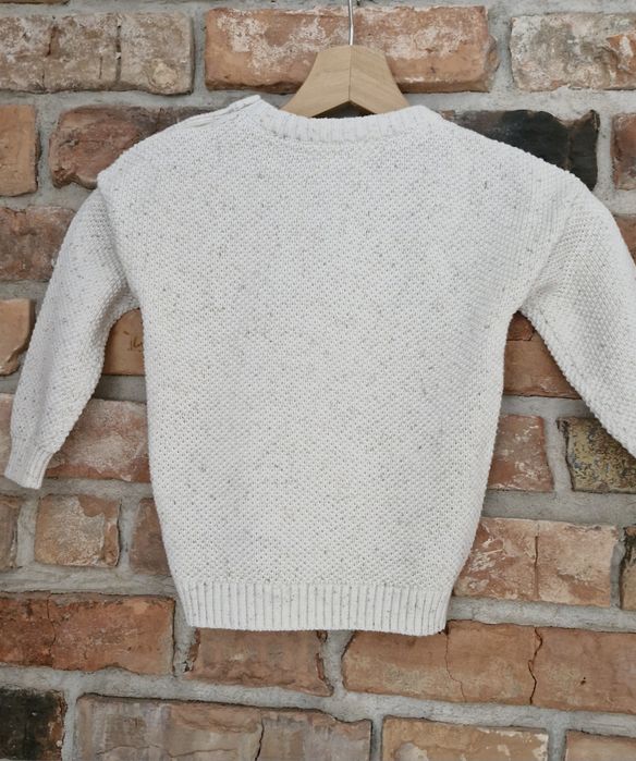 Reserved sweter sweterek guziczki