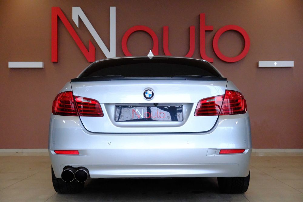 BMW 528 2015 сіра