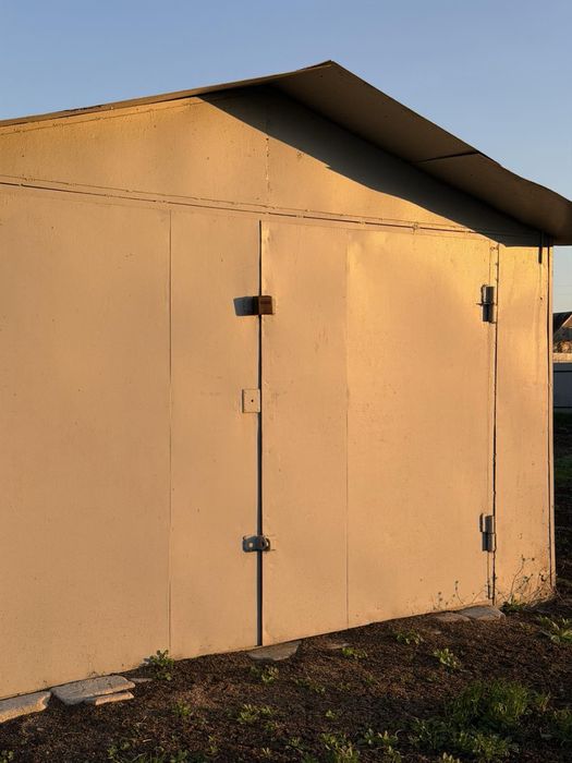 Гараж металевий 6*4 контейнер під інвертарь