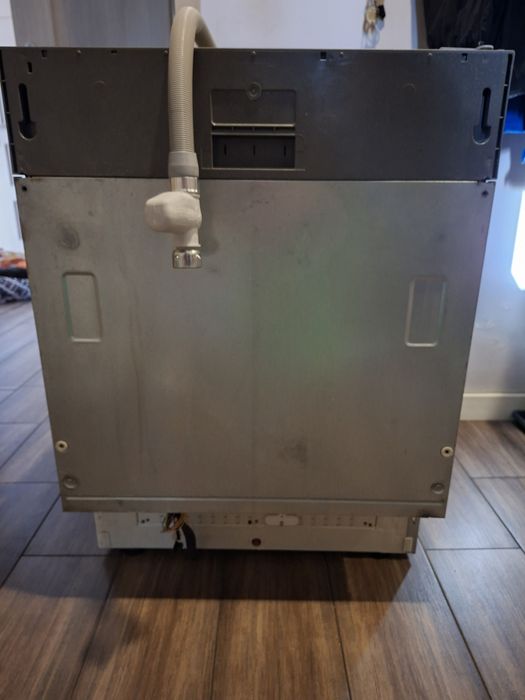 Zmywarka pod zabudowę ariston szer 59