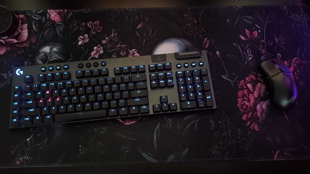 Клавіатура Logitech G915X Lightspeed Linear Swithes US version.