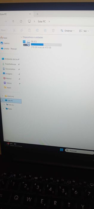 Portátil Asus vivobook poucos meses de uso.  Só Repasso em mãos.