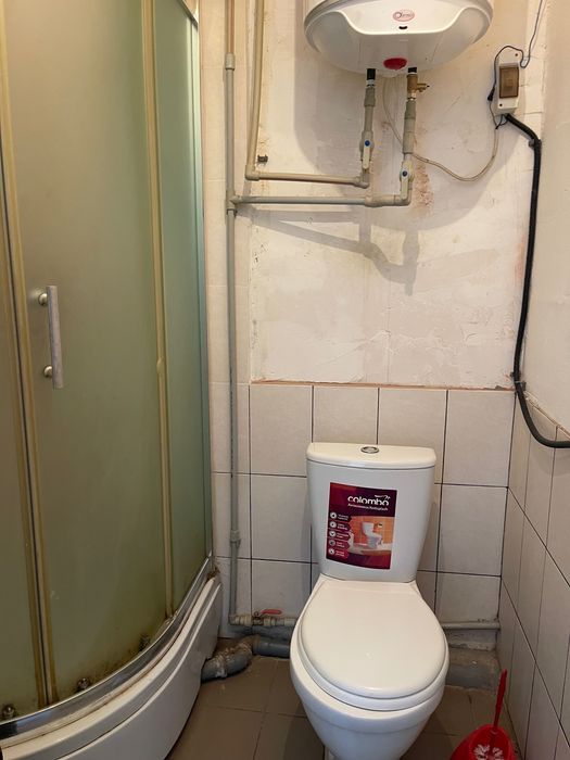 Продам комнату в общежитии центр