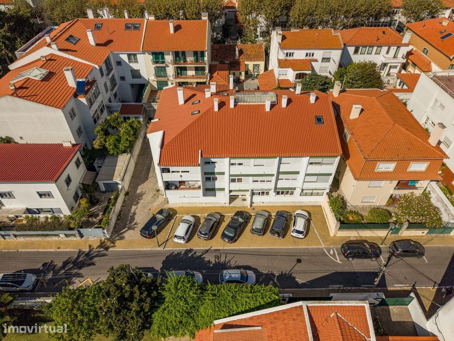 T1 Renovado a Poucos Minutos da Praia em Carcavelos